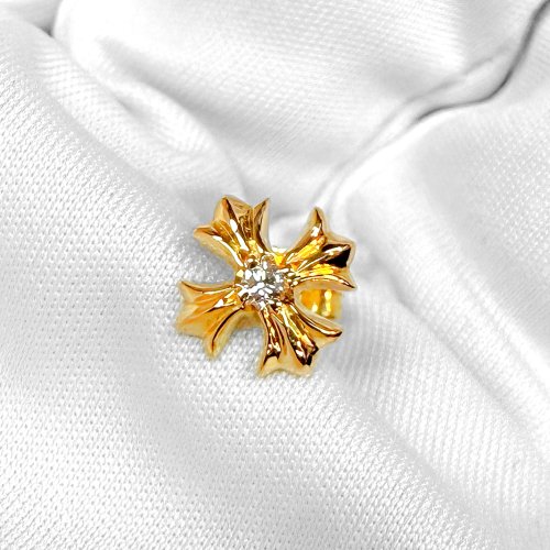 22K クロムハーツカスタム NO2 CHプラス スタッドピアス 1ダイヤモンド 完成！