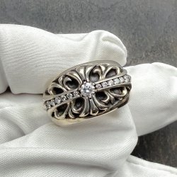 クロムハーツカスタム フローラルクロスリング パヴェダイヤモンド加工完成！